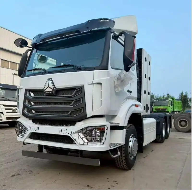 Tracteur routier HOWO NX 6×4 au GNC Tracteur routier HOWO NX 6×4 au GNC